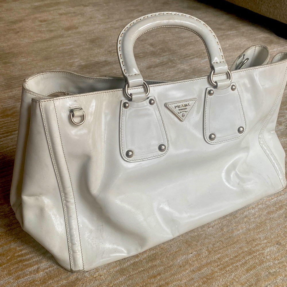 Prada FW 2010 white tote bag